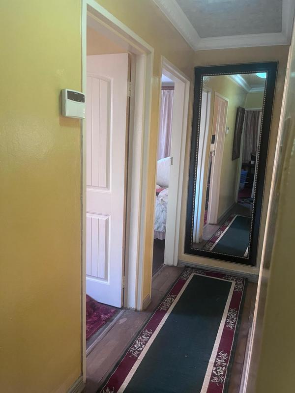 4 Bedroom Property for Sale in Riviera Park North West